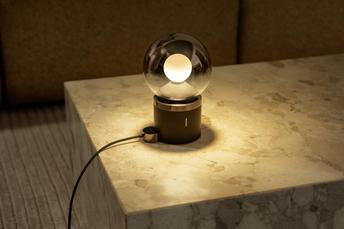 Occhio Luna Pura Dark Chrome